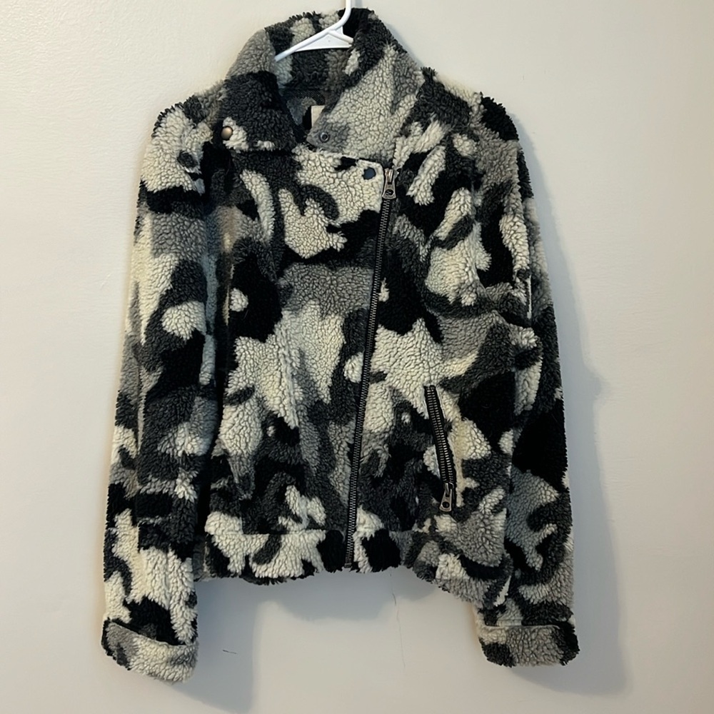 Dylan heatherpile camo jacket asymmetric zip large
